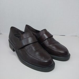 CC Hughes Ruth Womens size 7 W brown leather Almond Toe side strap Loafer shoes